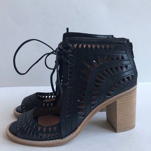 New Jeffrey Campbell Cordillo Black Sandals 7